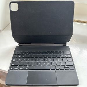 Apple Smart Keyboard 11inch pro